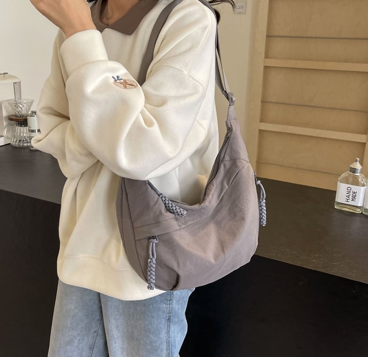 Modische Damenmode Umhängetasche in einfarbigem Nylon