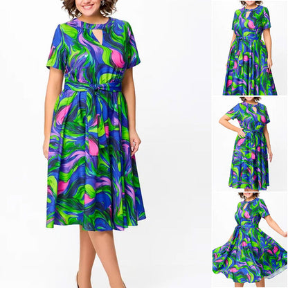 Damen kurzärmeliges, tailliertes, bedrucktes Midikleid