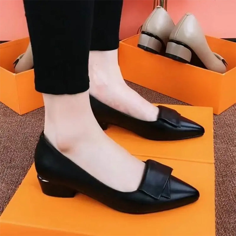 Elegante Pumps mit niedrigem Absatz aus Leder für Damen🌸🌞Weiche Sohle für leichtes Entfernen