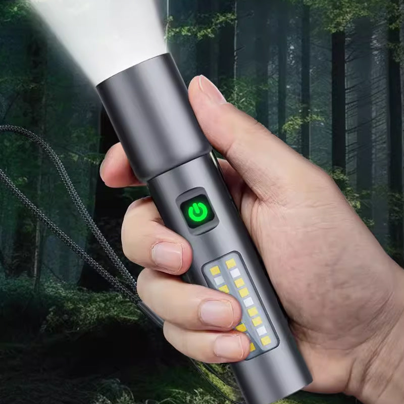 Ultrahelle, zoombare Taschenlampe