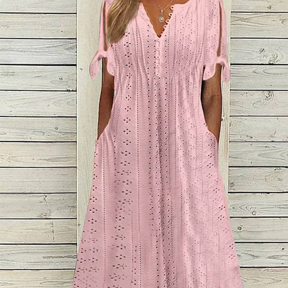 🌸💐Elegantes Kleid mit V-Ausschnitt und Hohlkehle für Frauen🚀Kaufen Sie 2 und erhalten Sie kostenlosen Versand🚀