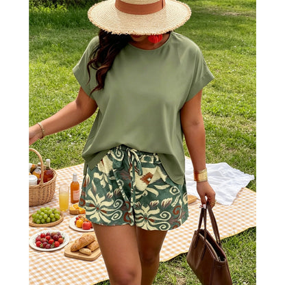 Damen Freizeitset 🌿 Bequemes Oberteil mit Fledermausärmeln & Gemusterte Shorts